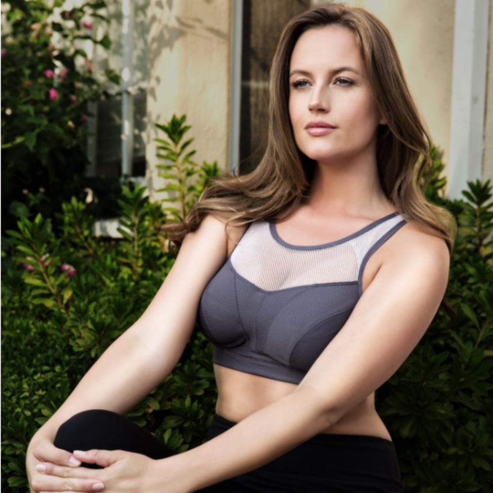 PARFAIT ACTIVE SPORTS BRA P5542 IN RABBIT/WHITE